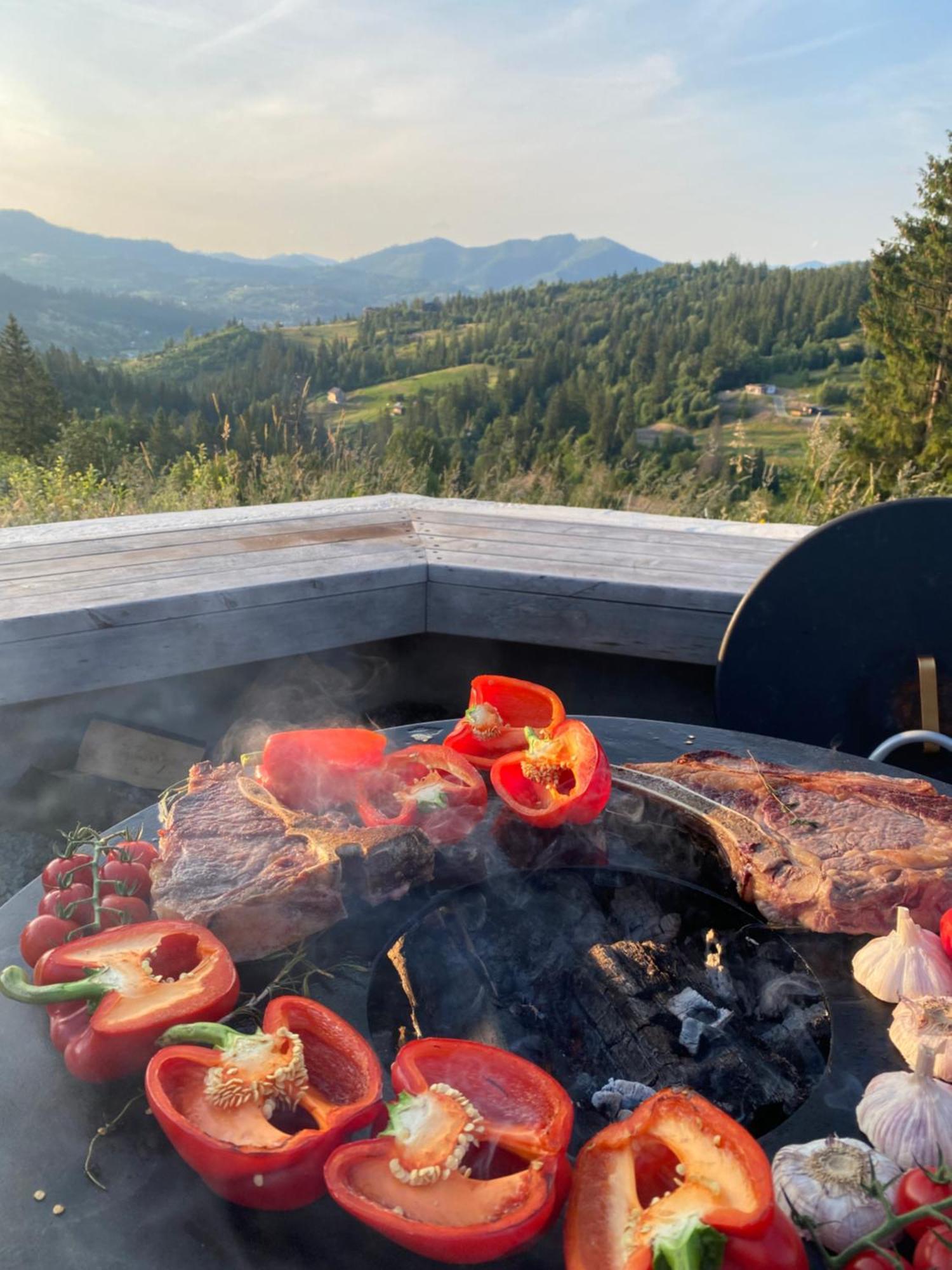 Mount Hotel 슬랍스크 외부 사진